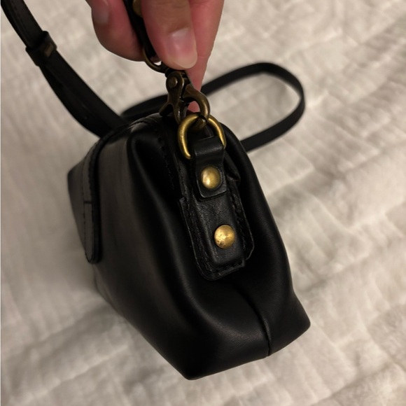 Vintage style Doctor Black Leather Crossbody - Picture 6 of 11